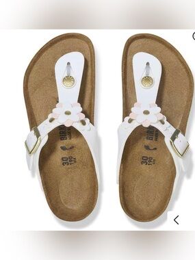 Birkenstock Gizeh Flowers Kids
Birko-Flor white size Uk 34 US 3-3.5 gently used